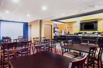 Red Roof Inn Jesup Esterno foto