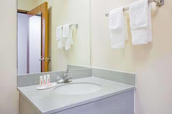 Red Roof Inn Jesup Esterno foto